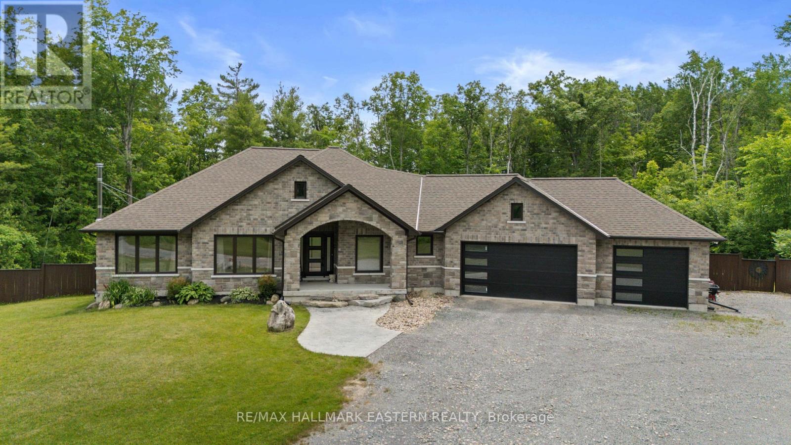 202 RICHARDSON ROAD E - 35