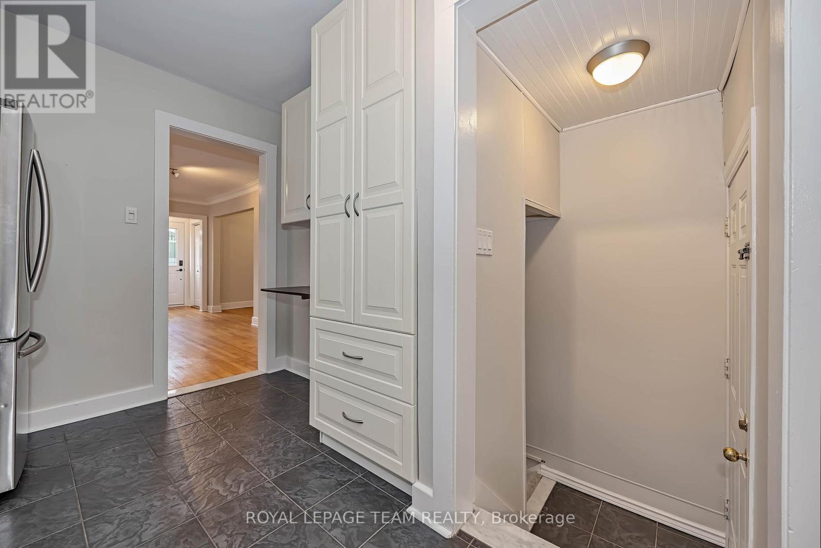 5 Bed, 3 Bath House for Sale in Ottawa – 4 QUEEN MARY STREET, Ottawa – MLS# X13497390 - Image 14