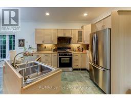 28 Bridlewood Crescent, Wasaga Beach, ON L9Z1B4 Photo 13