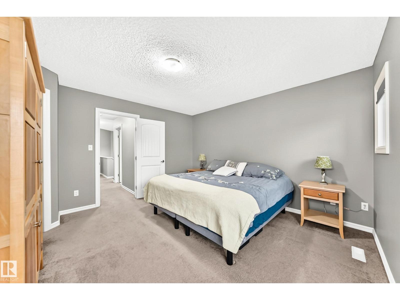 5233 2A AV SW - 29