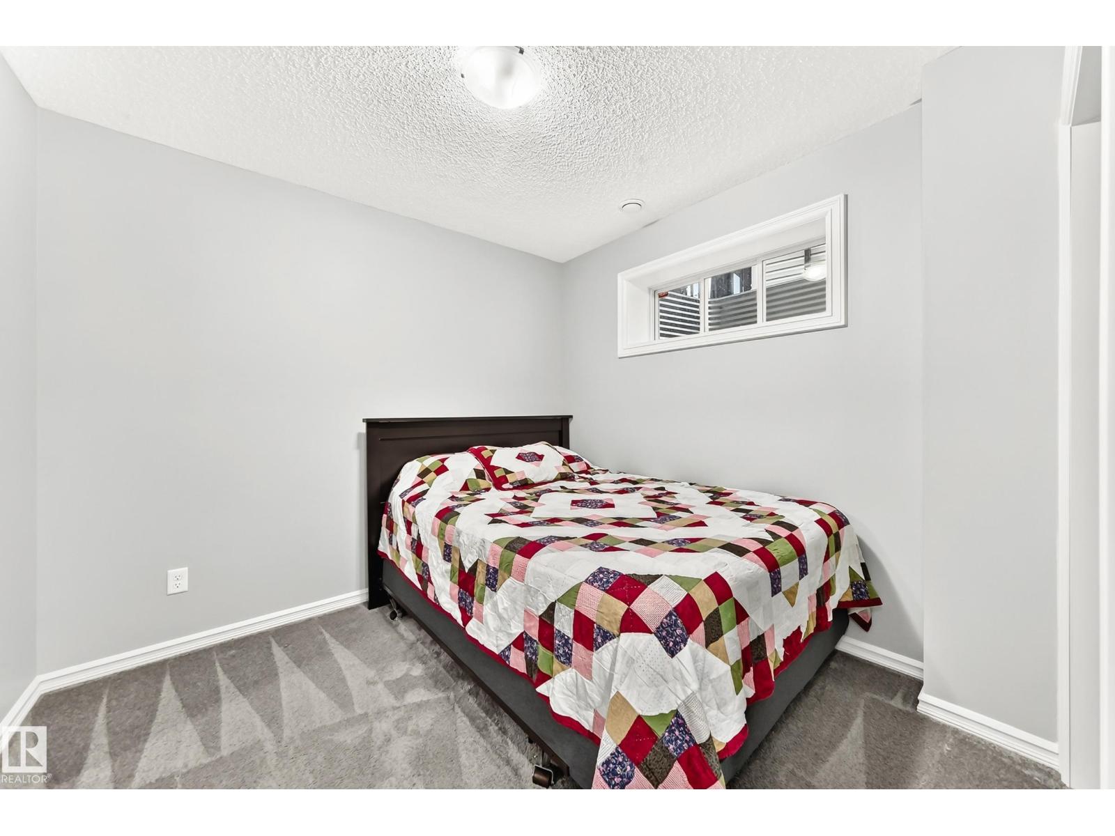 5233 2A AV SW - 41