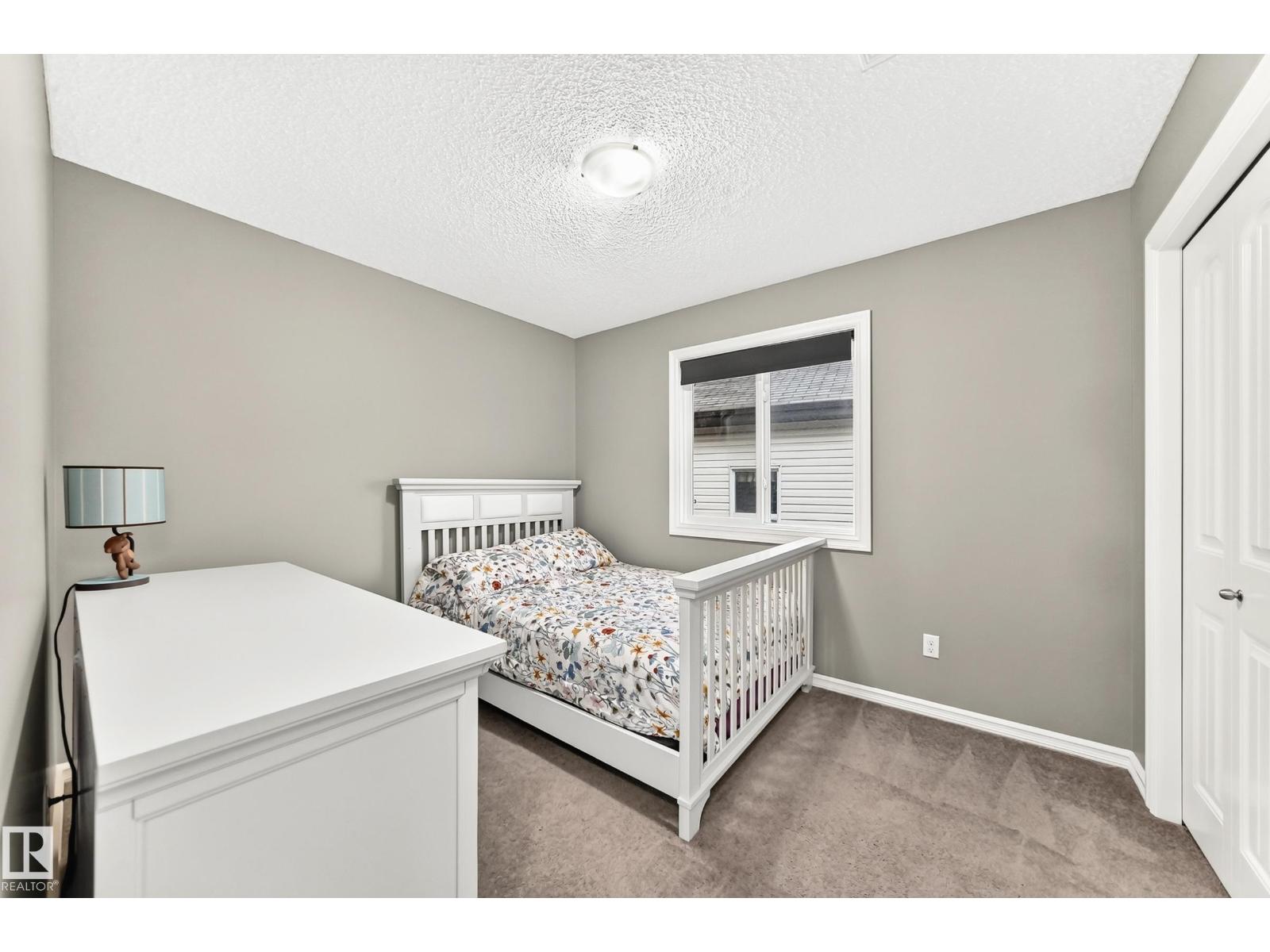 5233 2A AV SW - 39