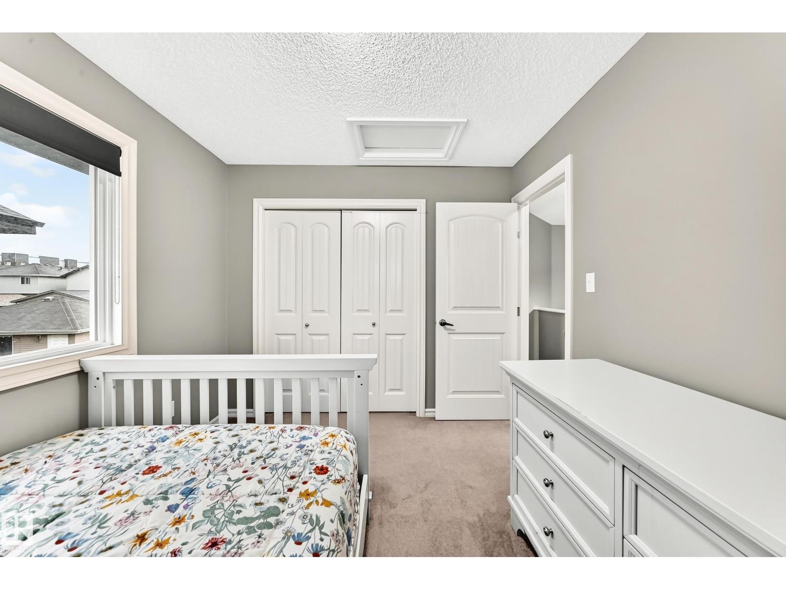 5233 2A AV SW — photo 38
