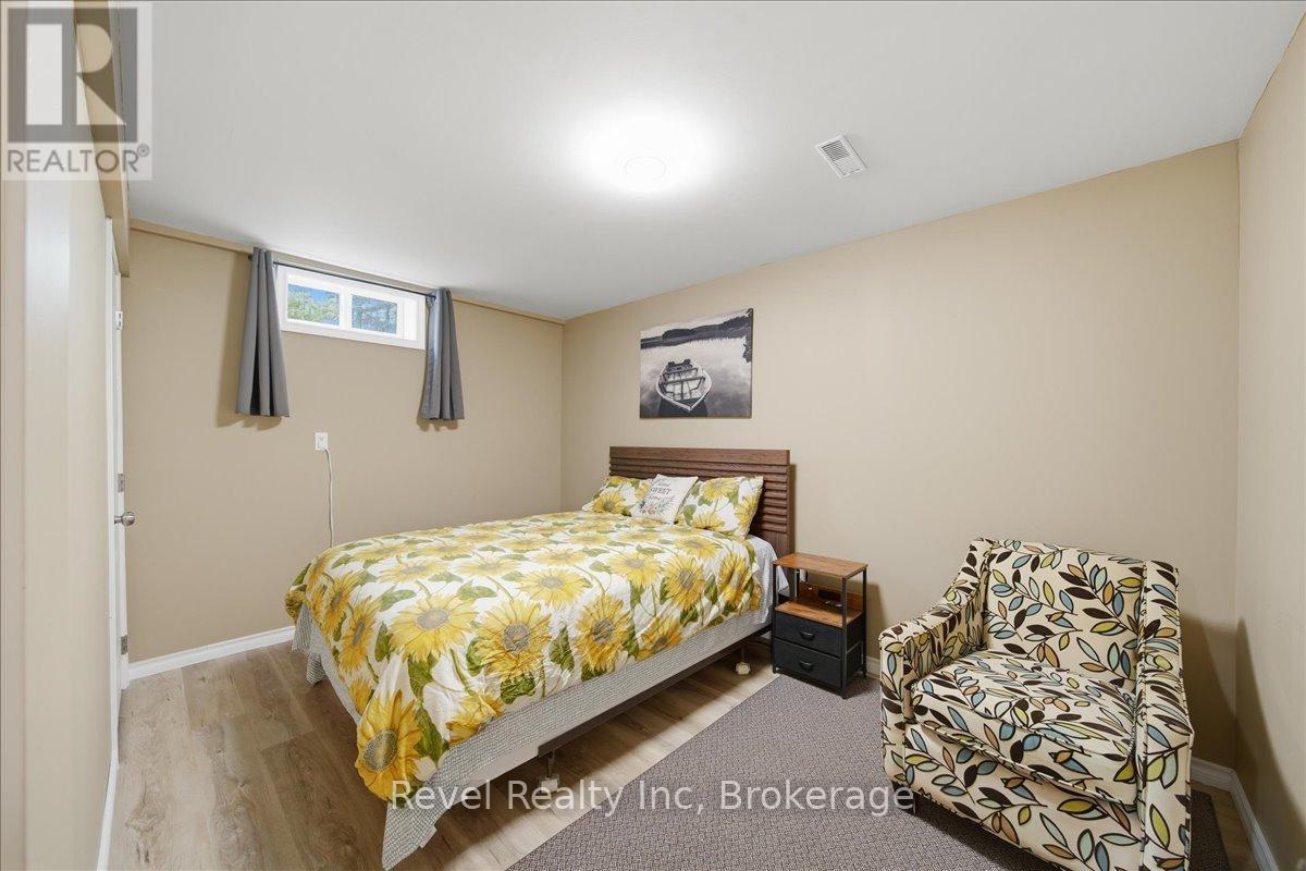 1100 MORNING GLORY DRIVE - 25