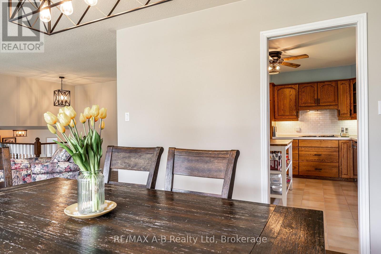 51 COMMISSIONER STREET - 14