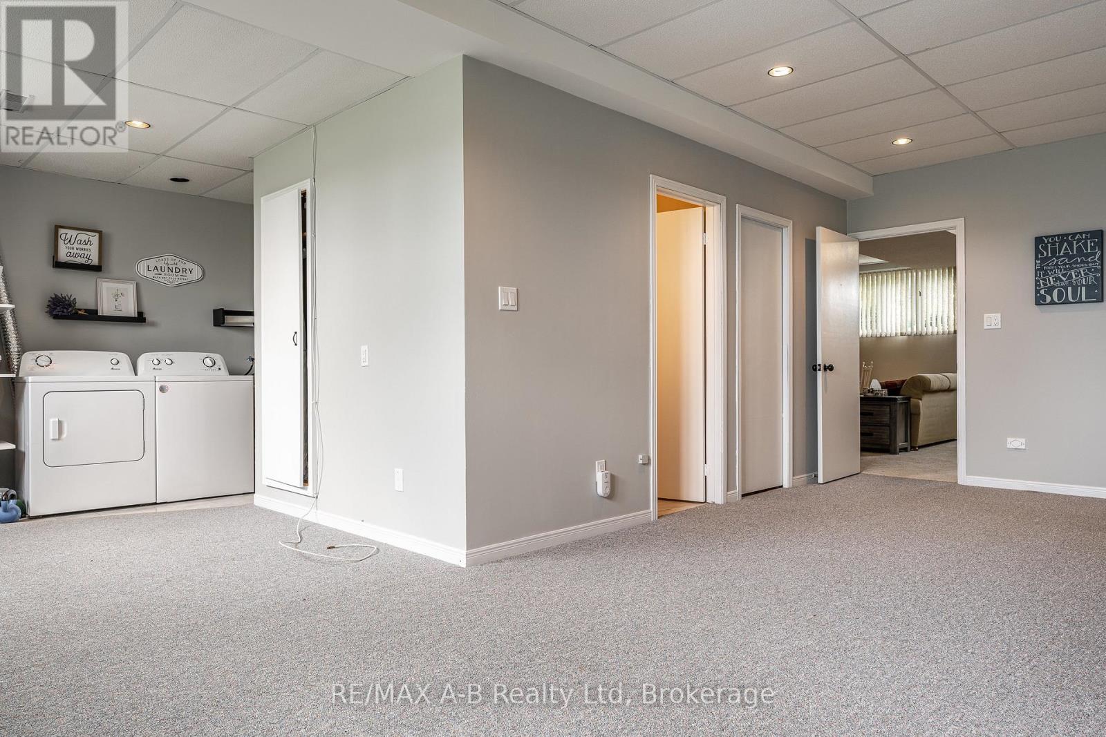 51 COMMISSIONER STREET - 34