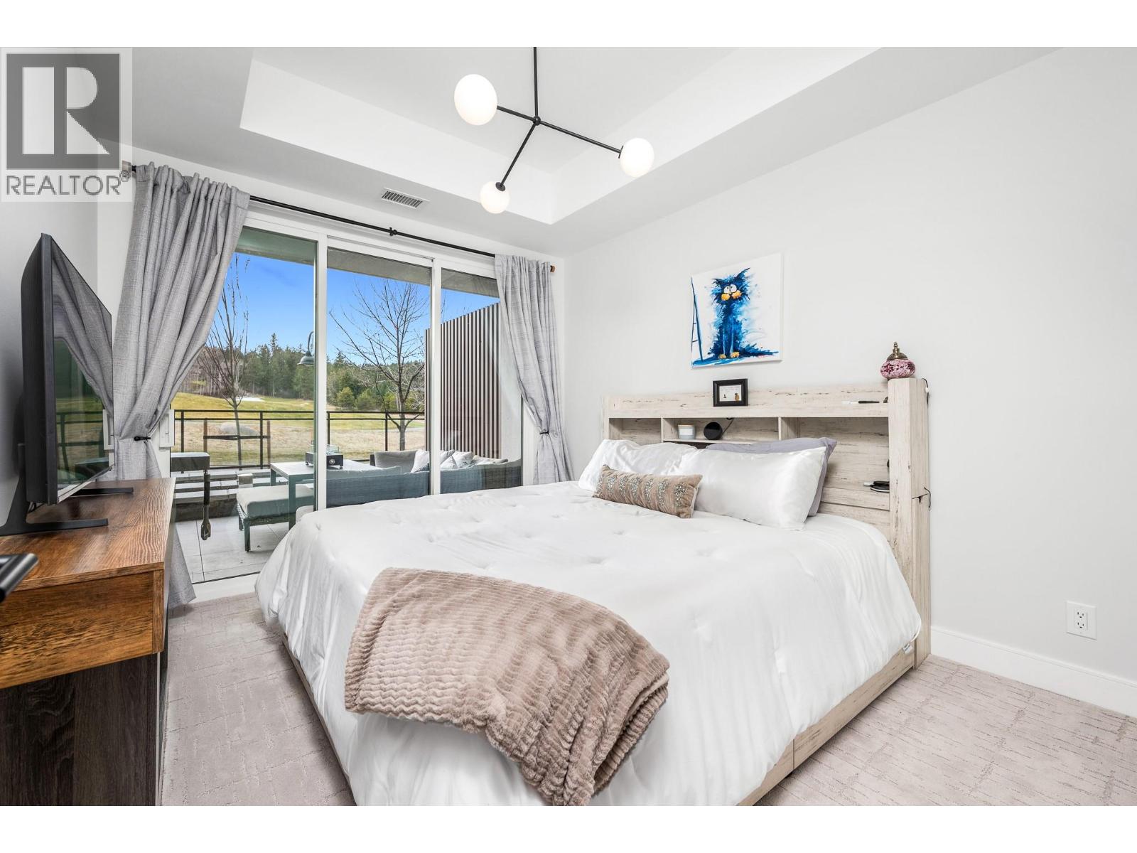 #107 75 Predator Ridge Drive - 23