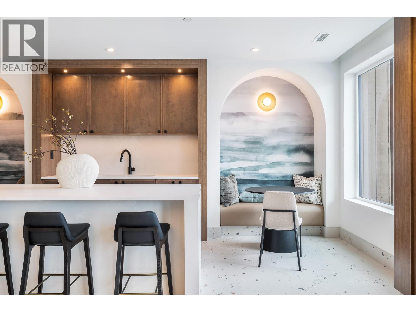 #107 75 Predator Ridge Drive - 36