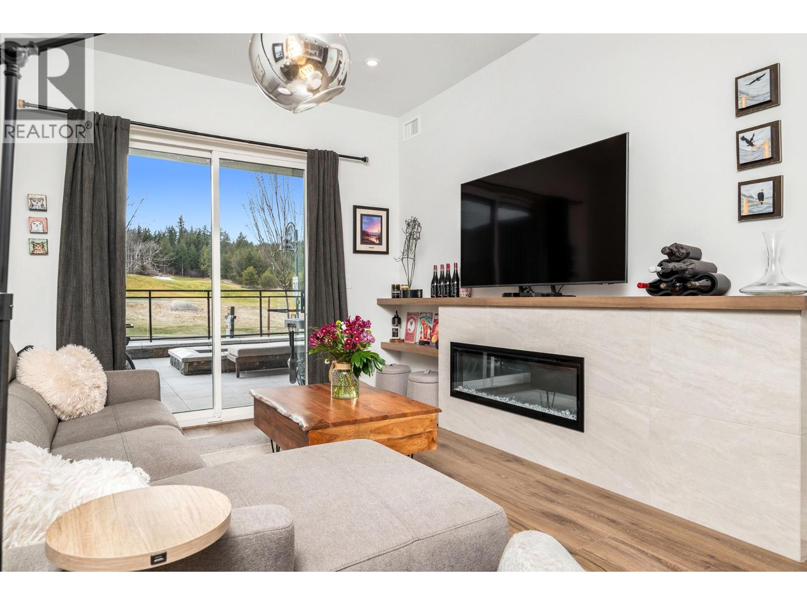 #107 75 Predator Ridge Drive - 17