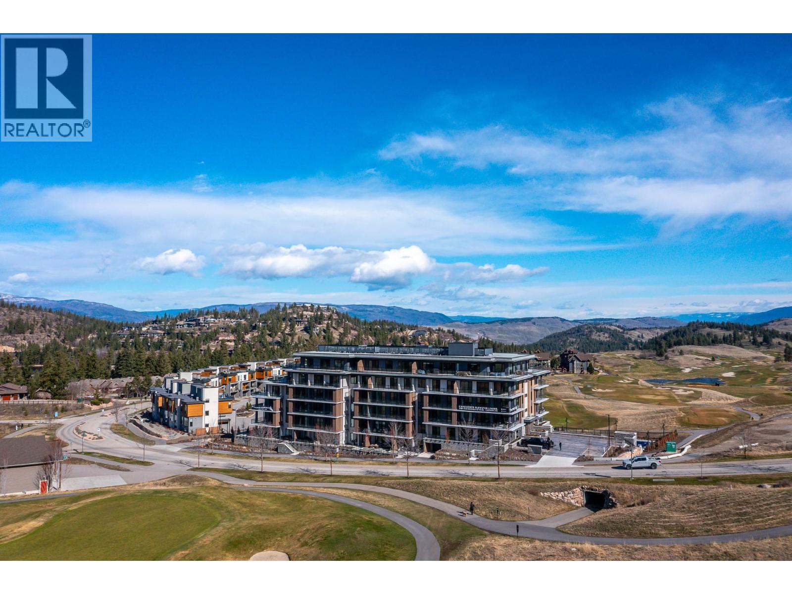 #107 75 Predator Ridge Drive - 46