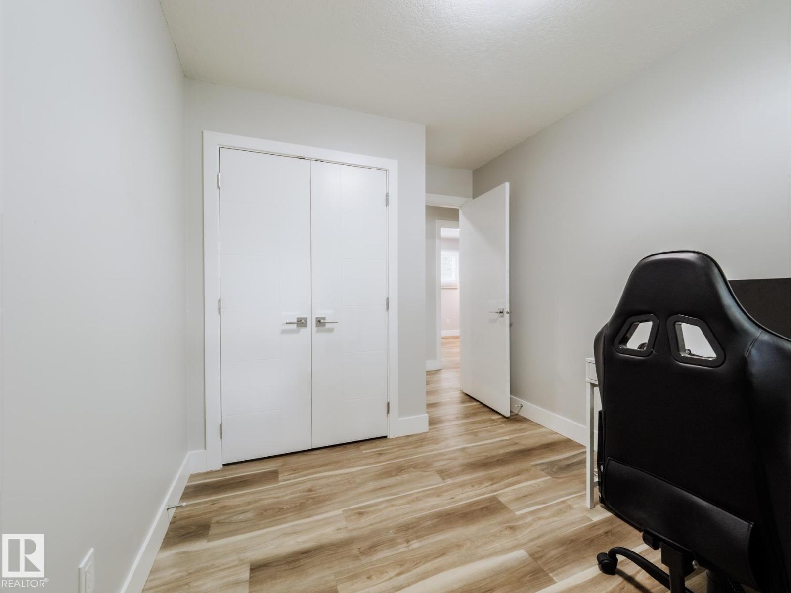 15011 59 ST NW - 19