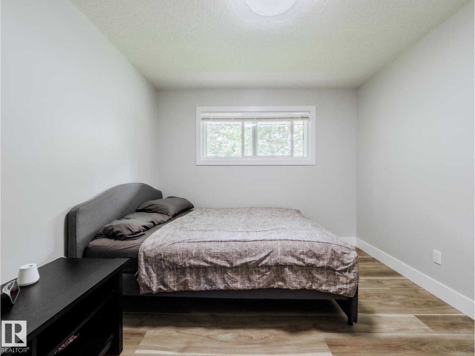 15011 59 ST NW - 22