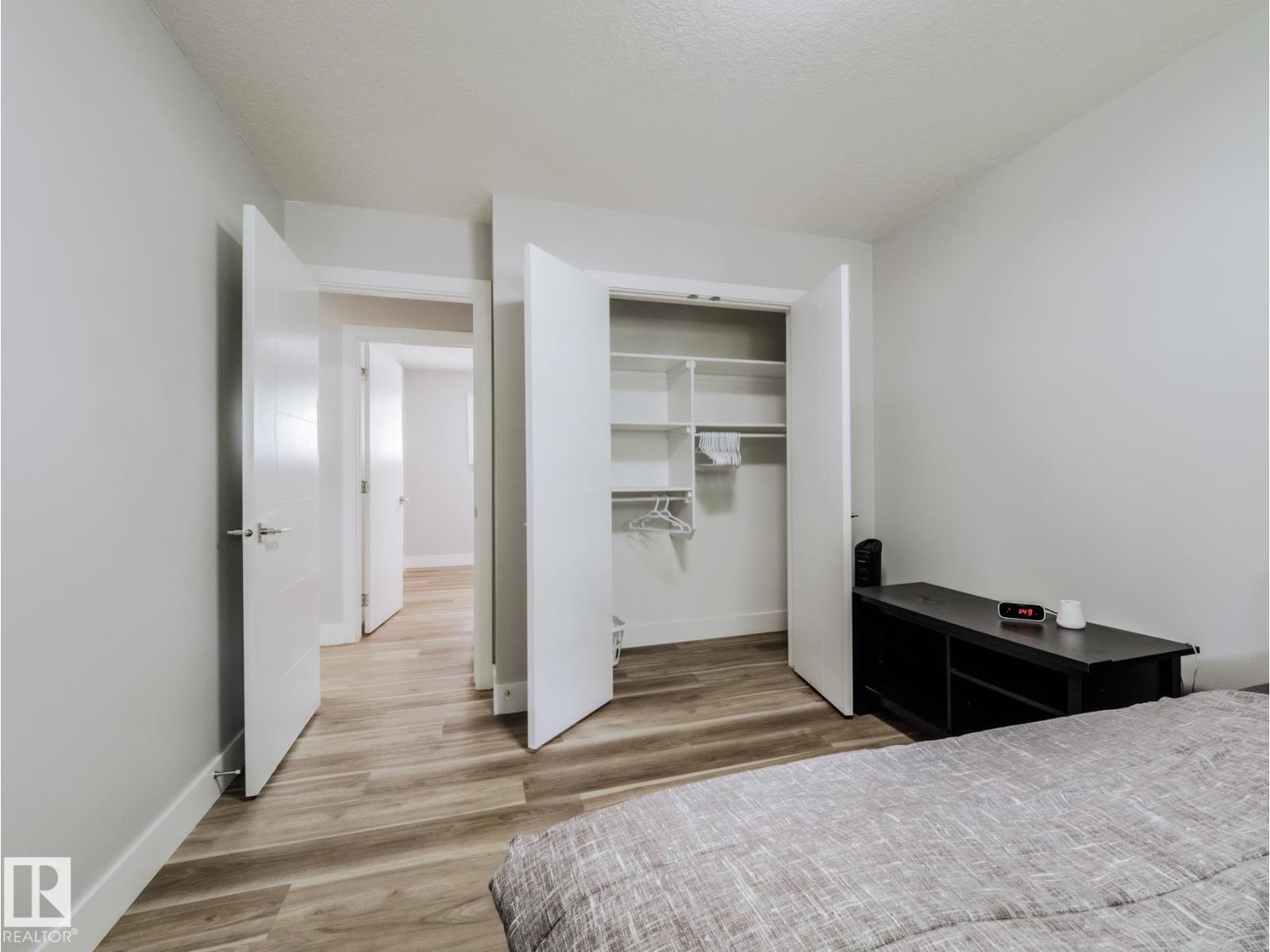 15011 59 ST NW - 23