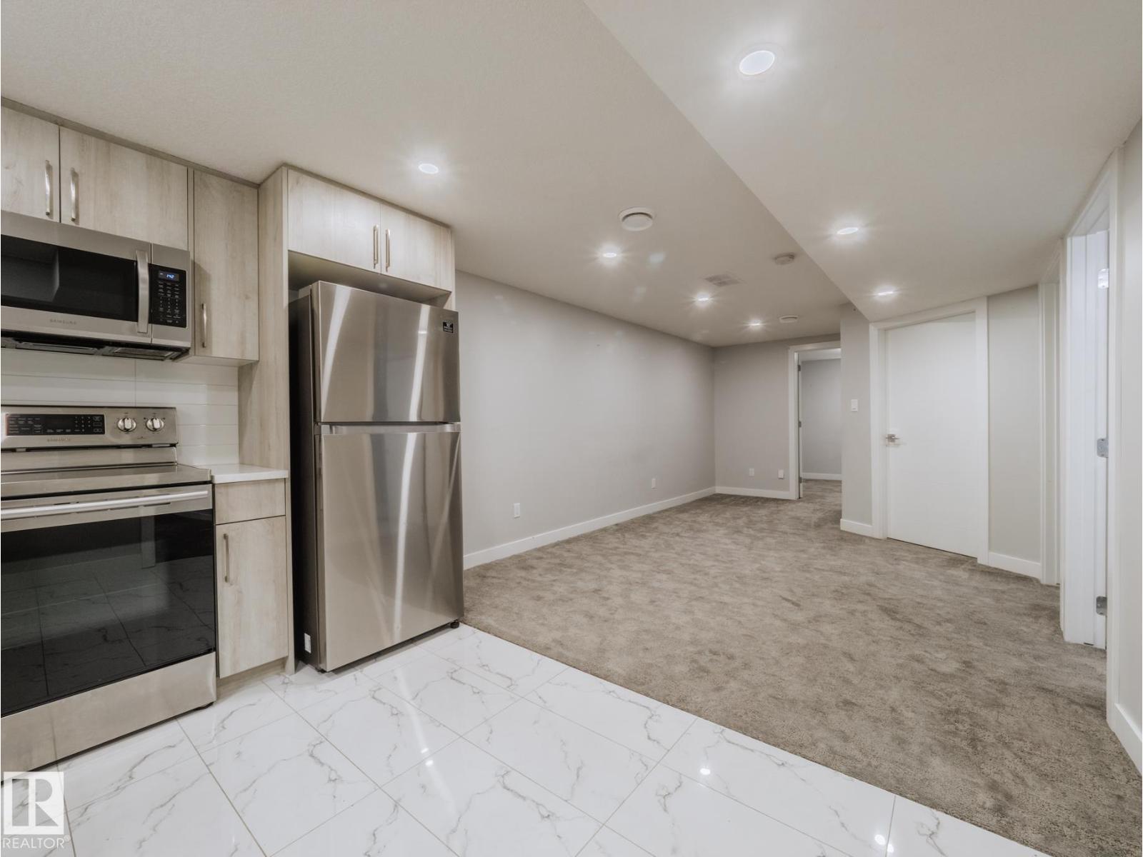 15011 59 ST NW - 36