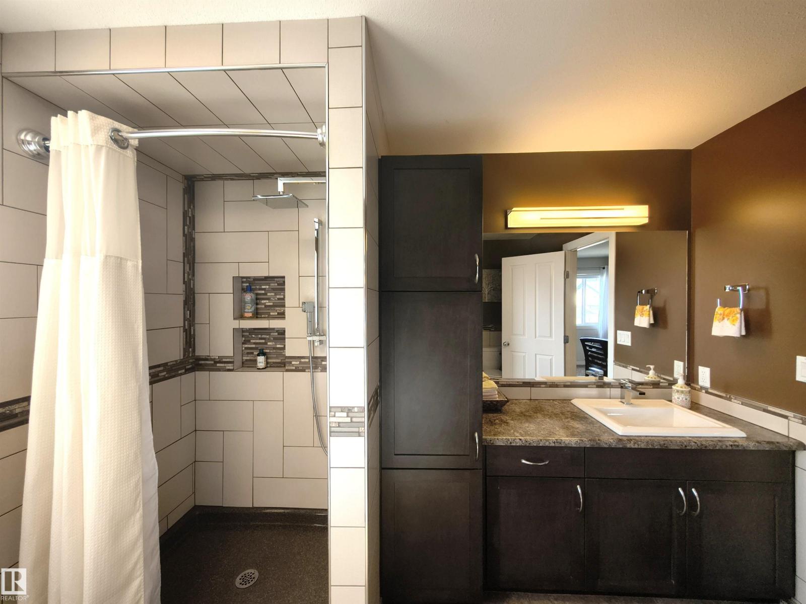 3901 44A AV — photo 23