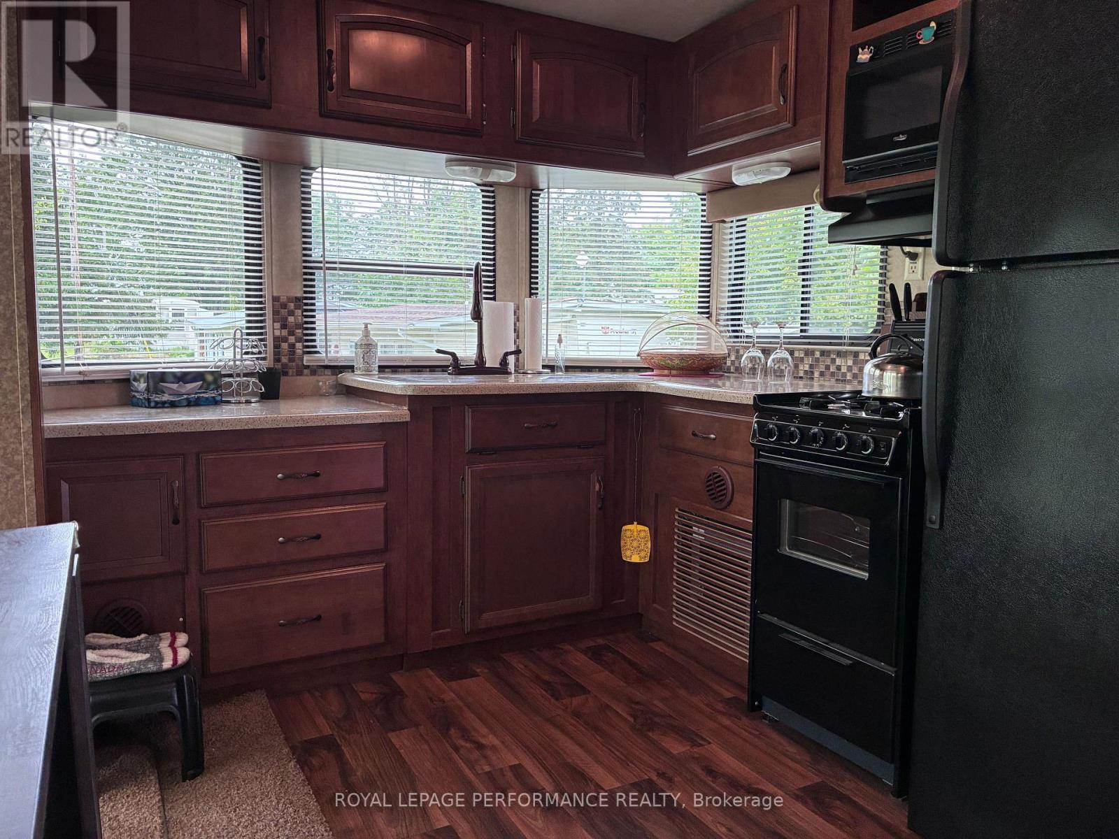 2775 CHARTRAND ROAD - 5