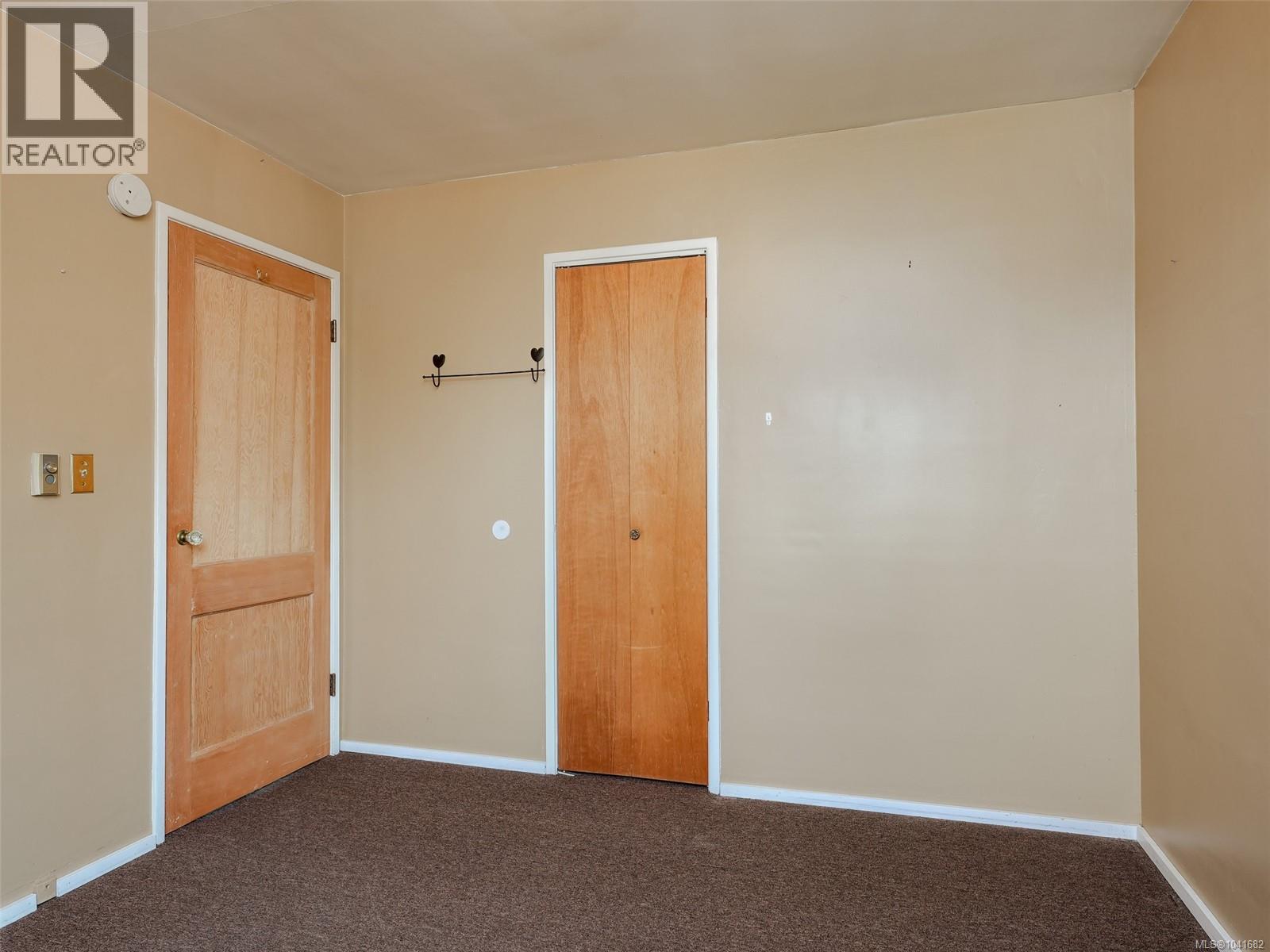 1501 Oakland Avenue, Victoria