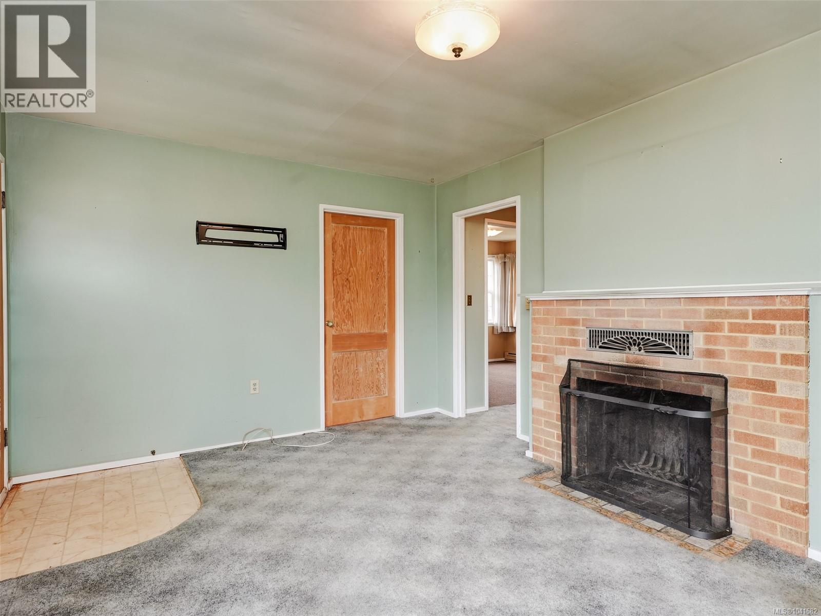  1501 Oakland Avenue, Victoria