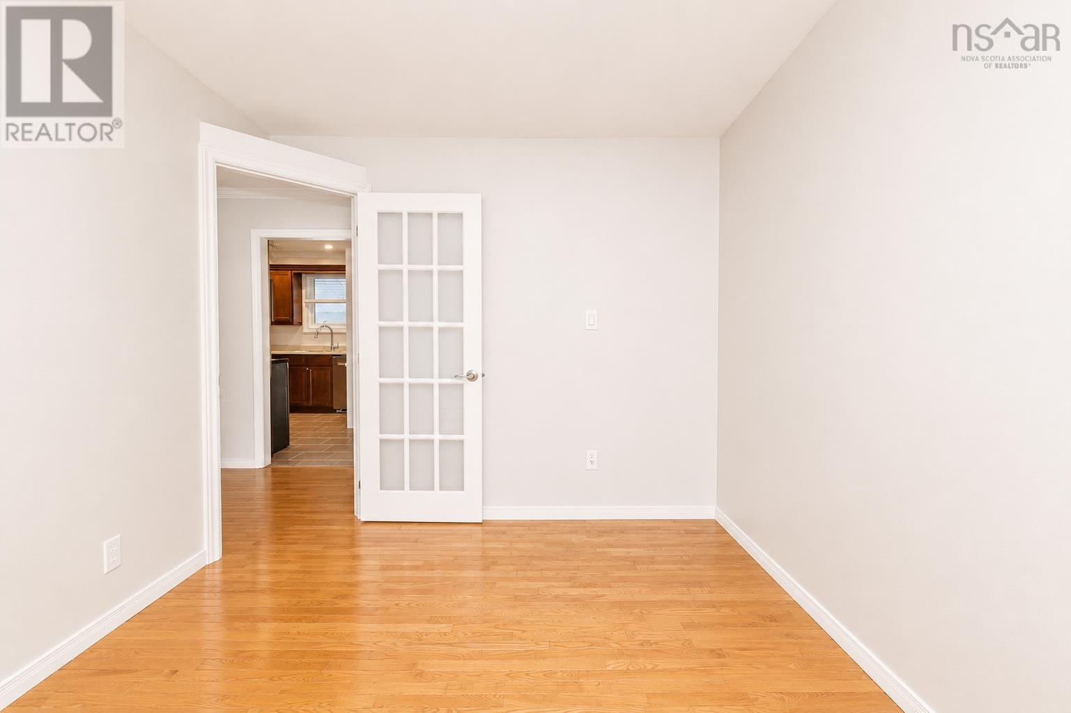 112 South Street - 10