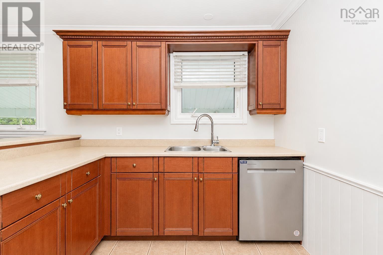 112 South Street - 7