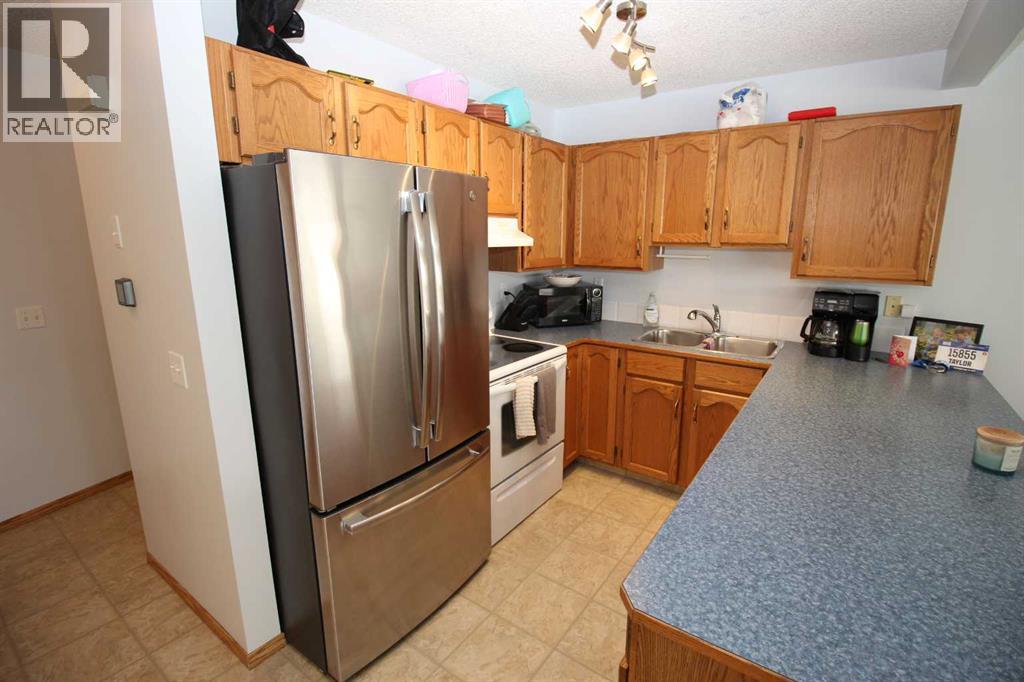 215 Millview Green SW - 2