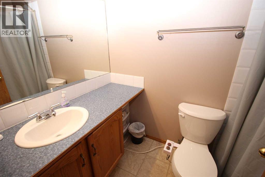 215 Millview Green SW - 13