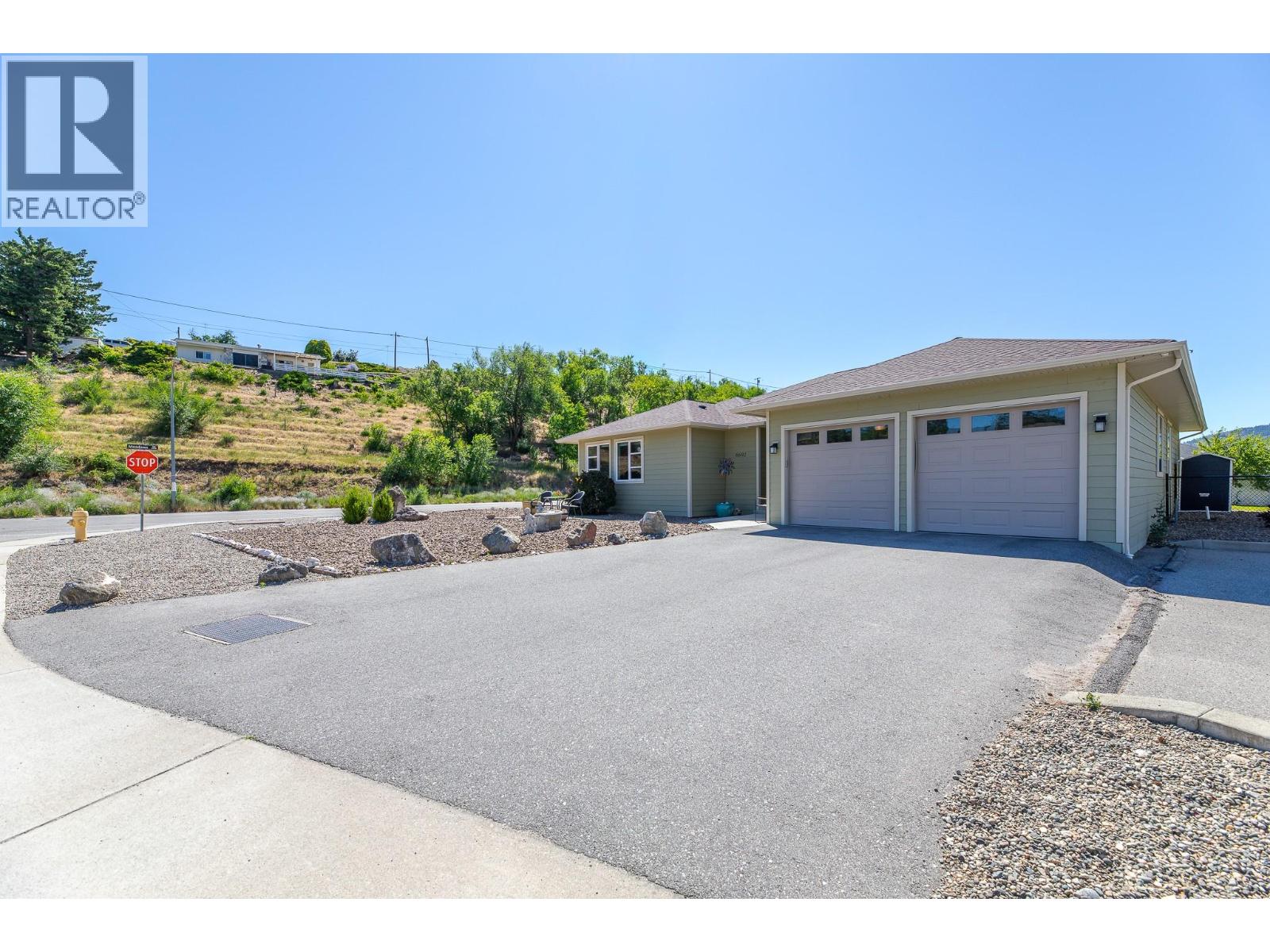 6602 Oxbow Crescent - 3
