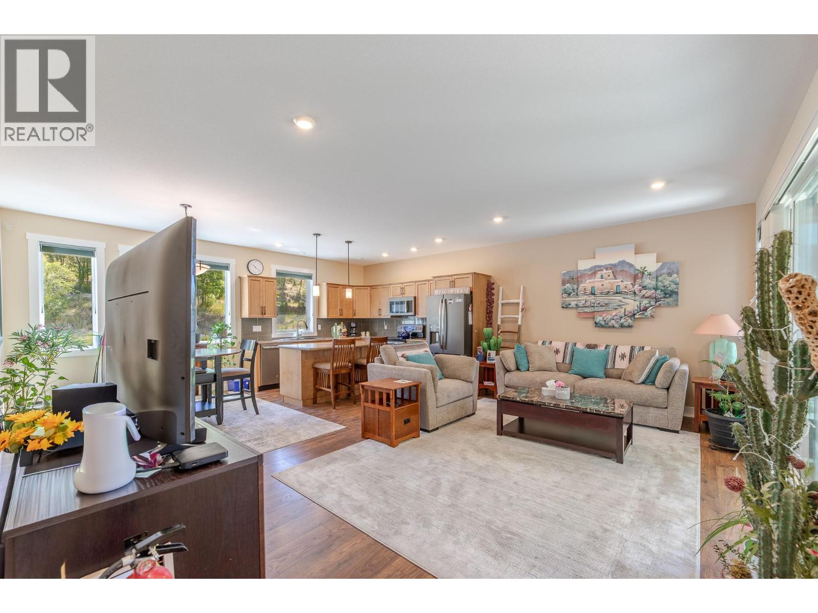 6602 Oxbow Crescent - 8