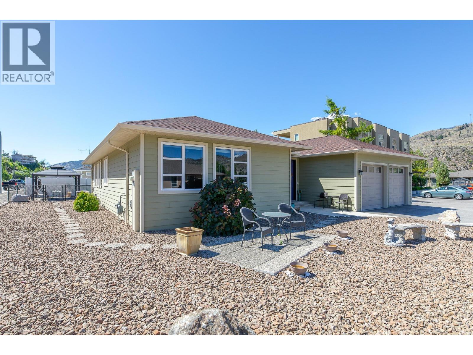 6602 Oxbow Crescent - 2