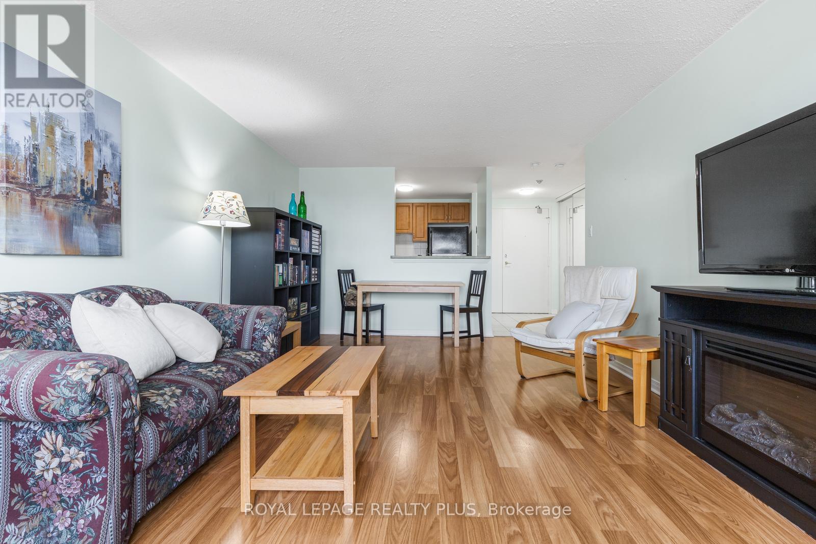 #1012 6720 GLEN ERIN DRIVE - 10
