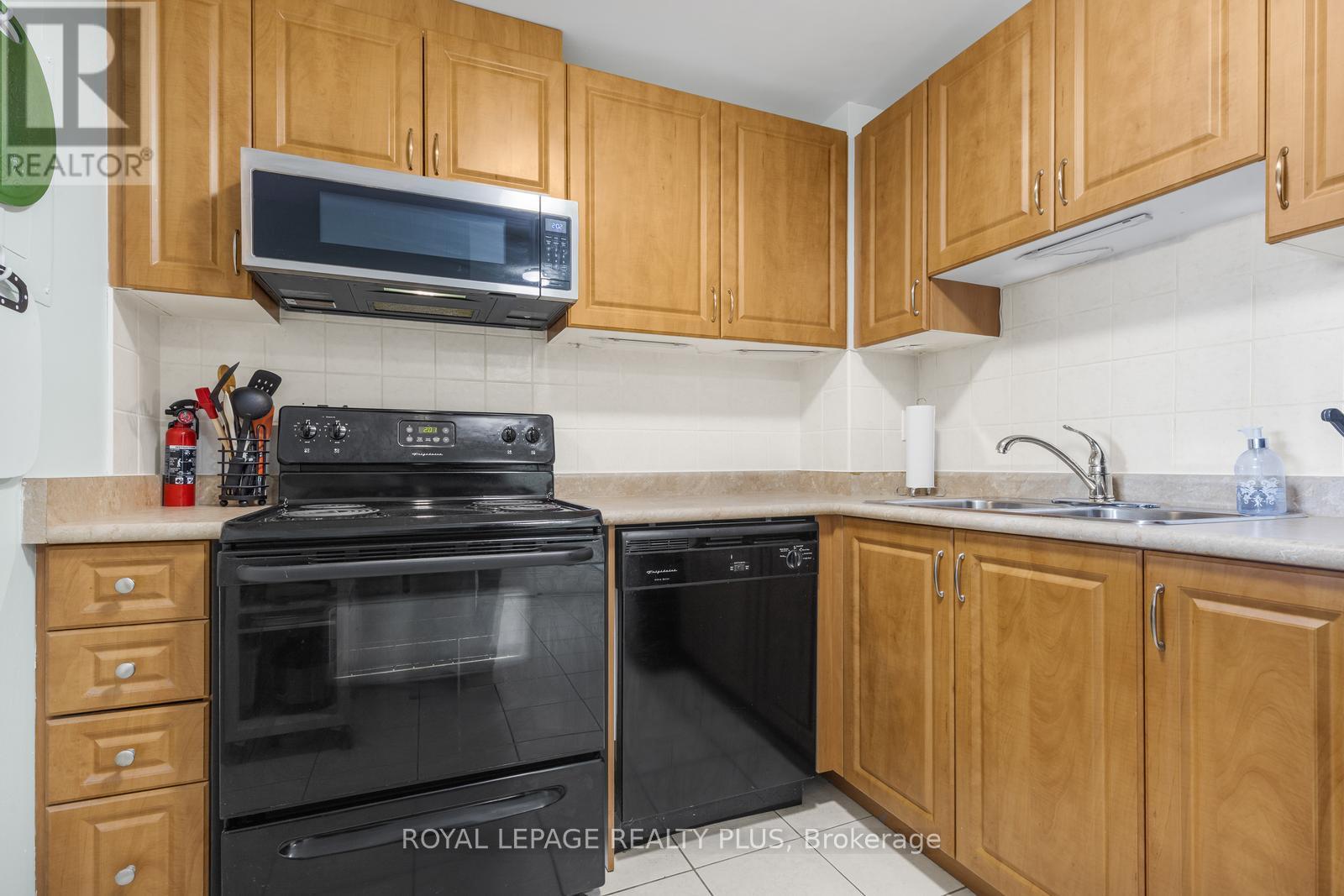 #1012 6720 GLEN ERIN DRIVE - 6