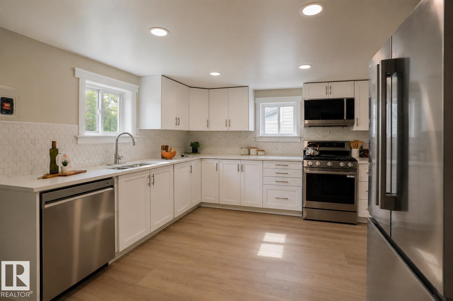 11536 95A ST NW - photo 4