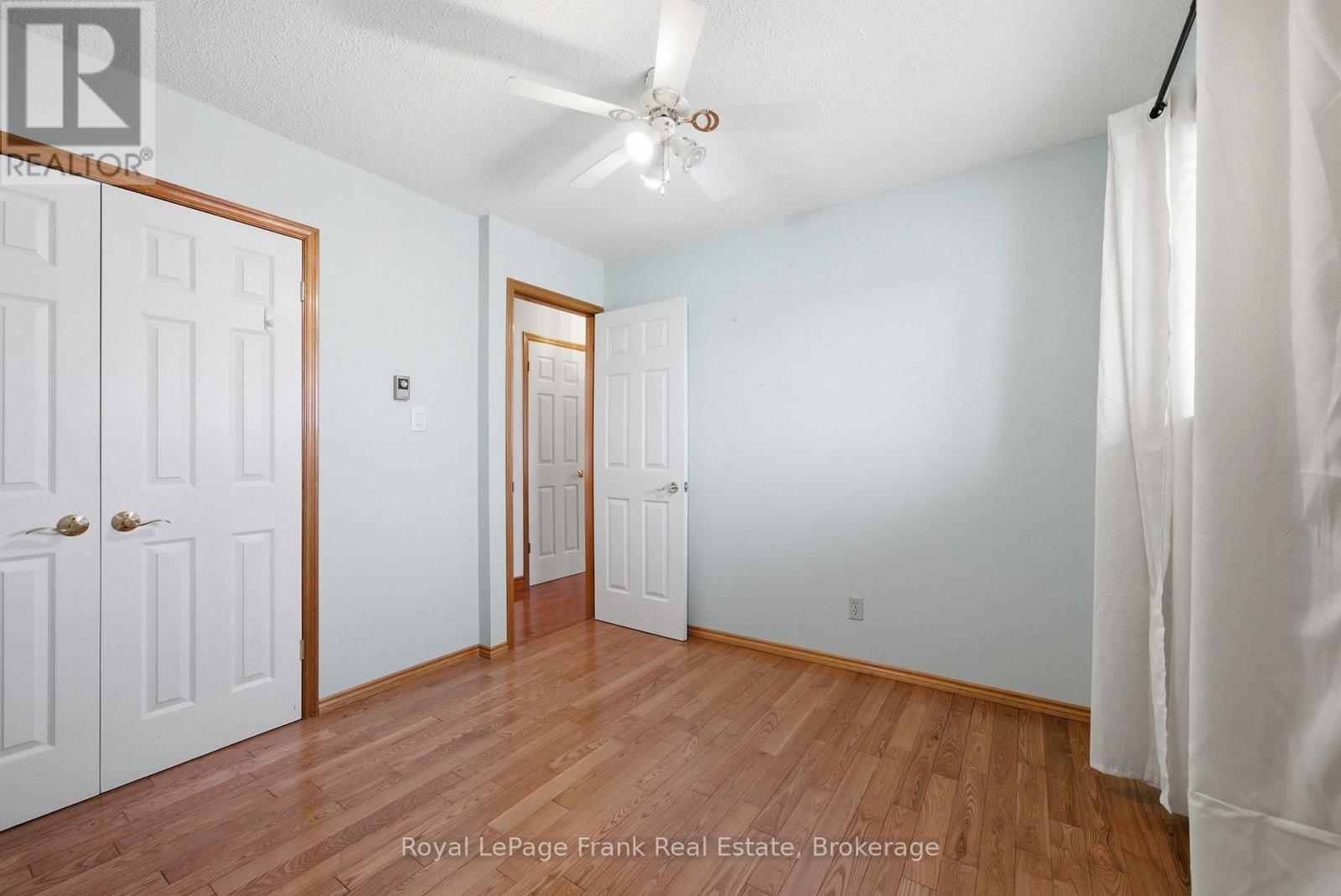 126 ANGELINE STREET S - 18