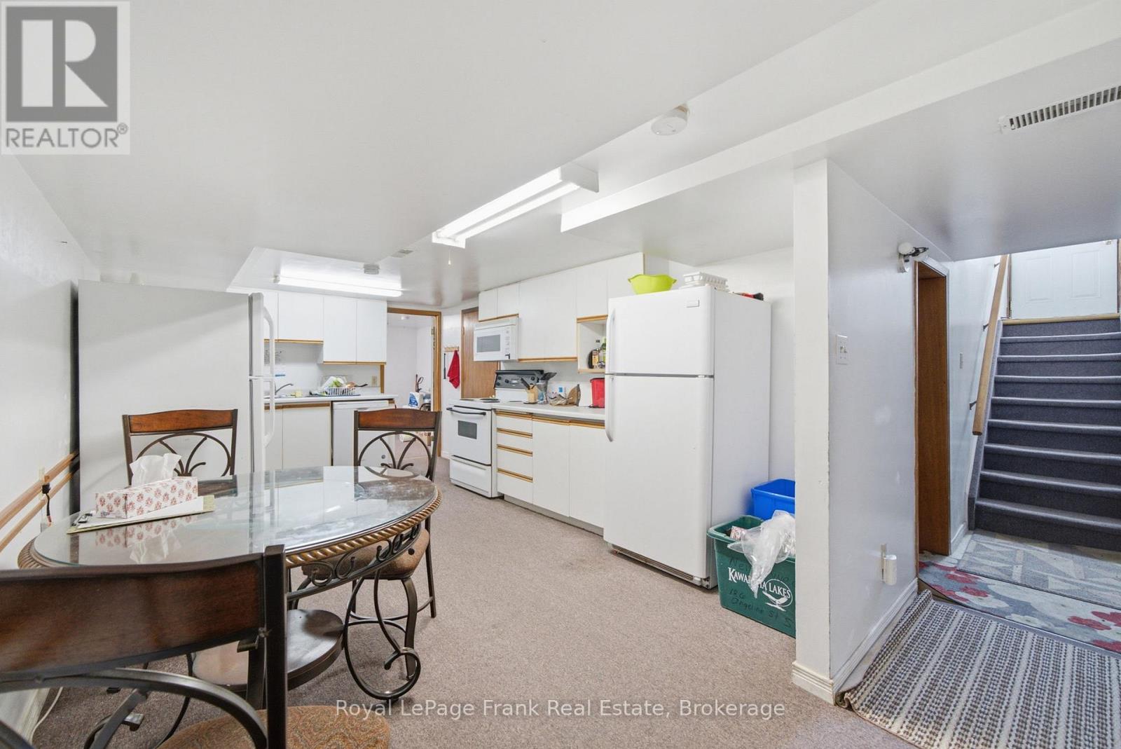 126 ANGELINE STREET S - 30