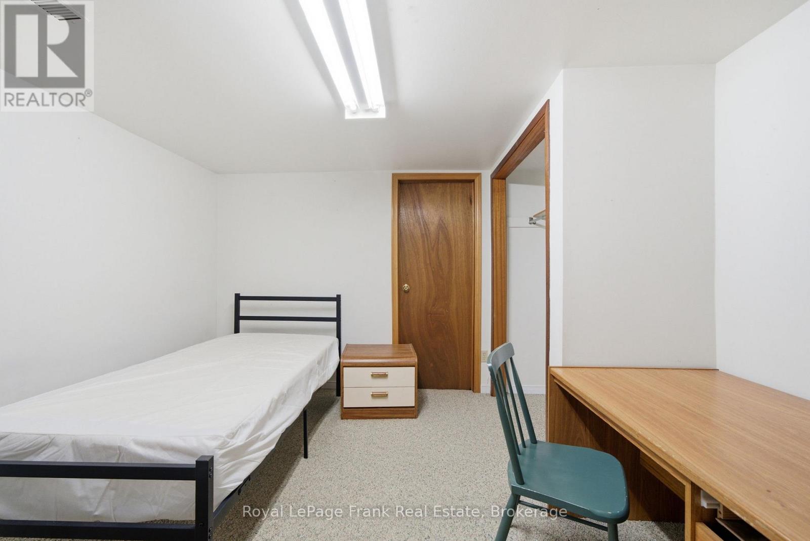 126 ANGELINE STREET S - 33