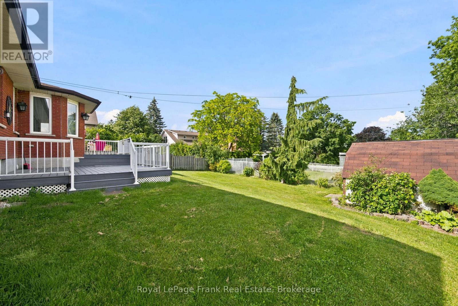 126 ANGELINE STREET S - 41