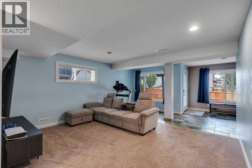62 Kincora View NW — photo 32