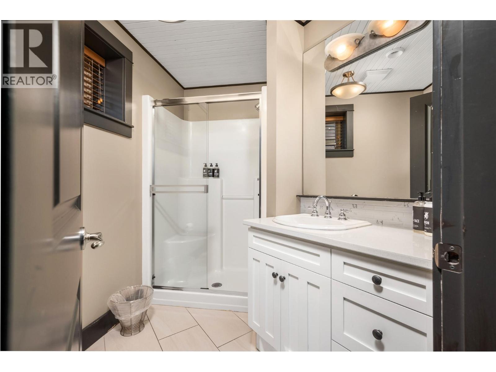#14B 272 Chicopee Road - 28