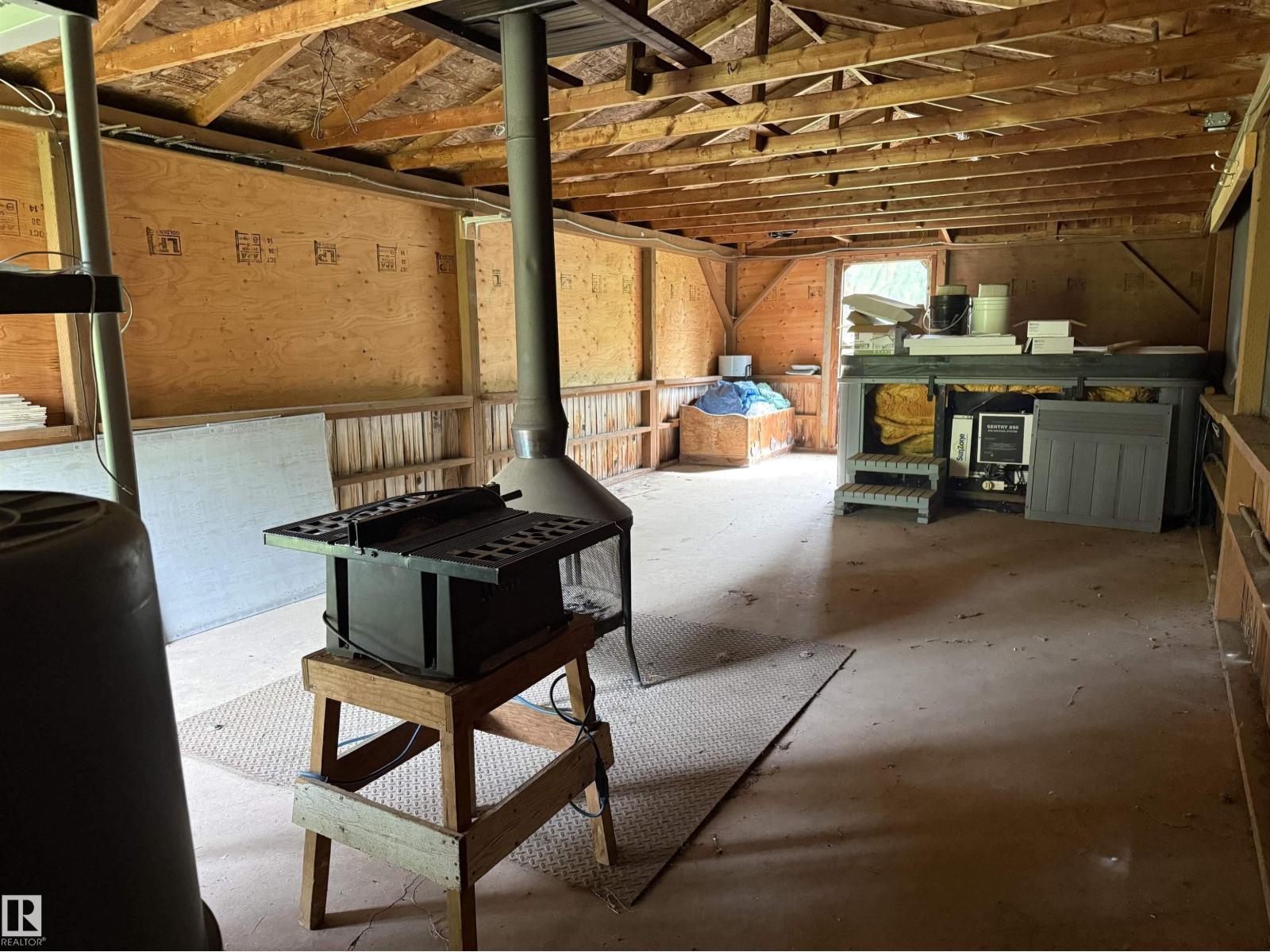 621088 RGE RD 53 NE - 35