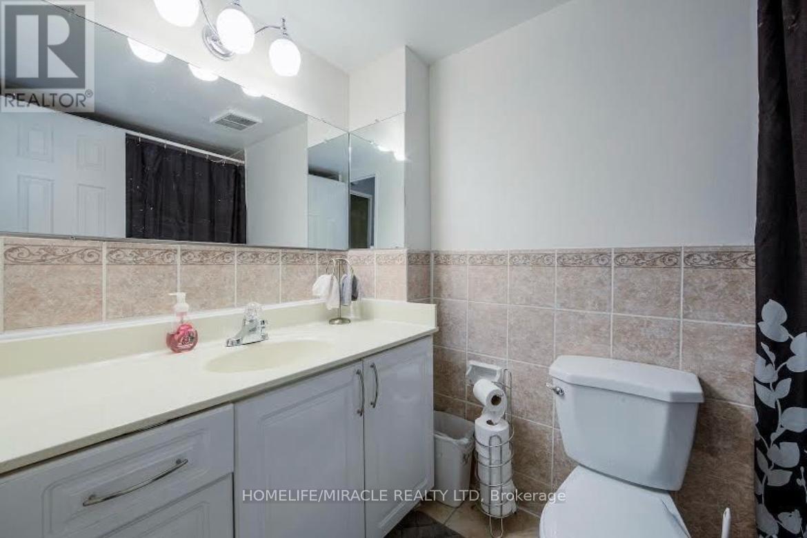 #216 60 PAVANE LINKWAY - 19