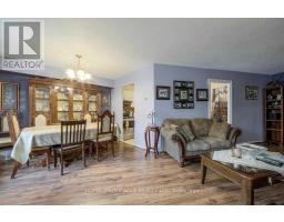 Dining room - 216 - 60 Pavane Linkway, Toronto, ON M3C1A1 Photo 6