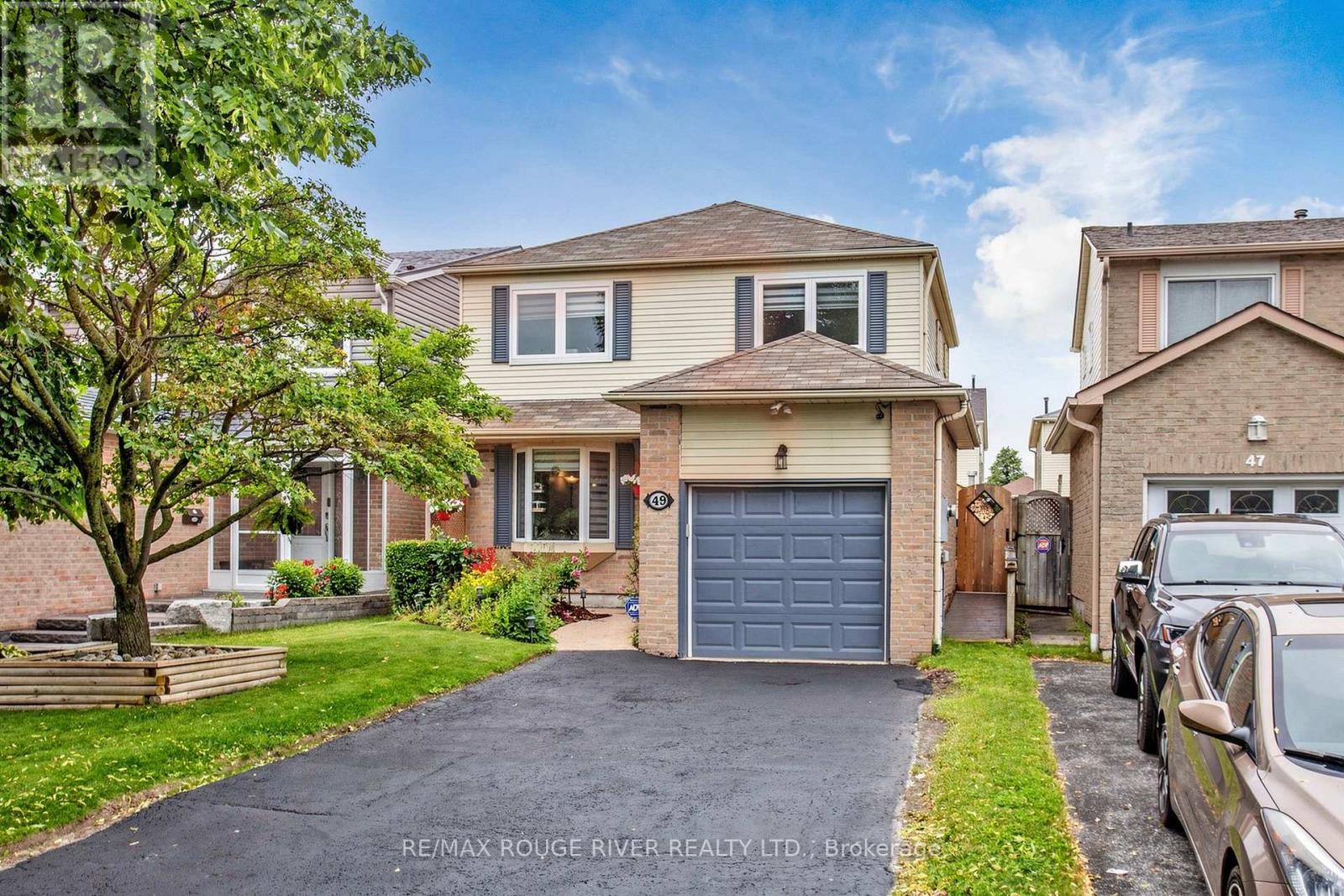 49 GILMOUR DRIVE - 2