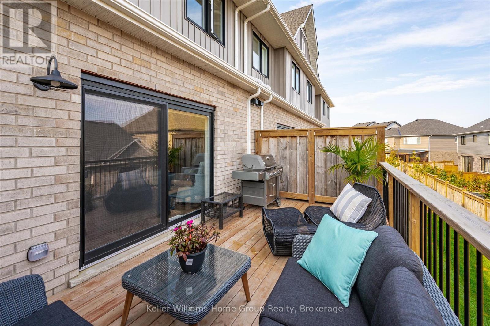 27 HEDLEY LANE - 7