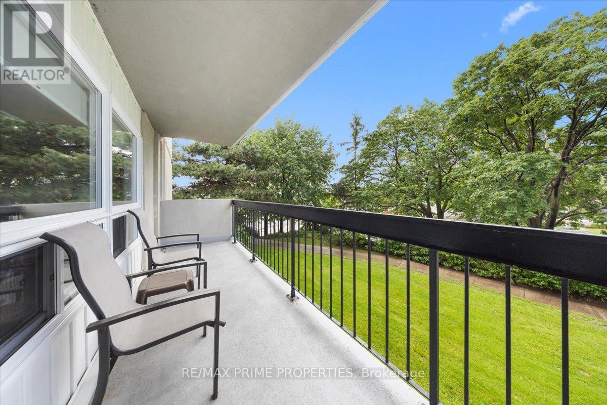 #209 158A MCARTHUR AVENUE - 25