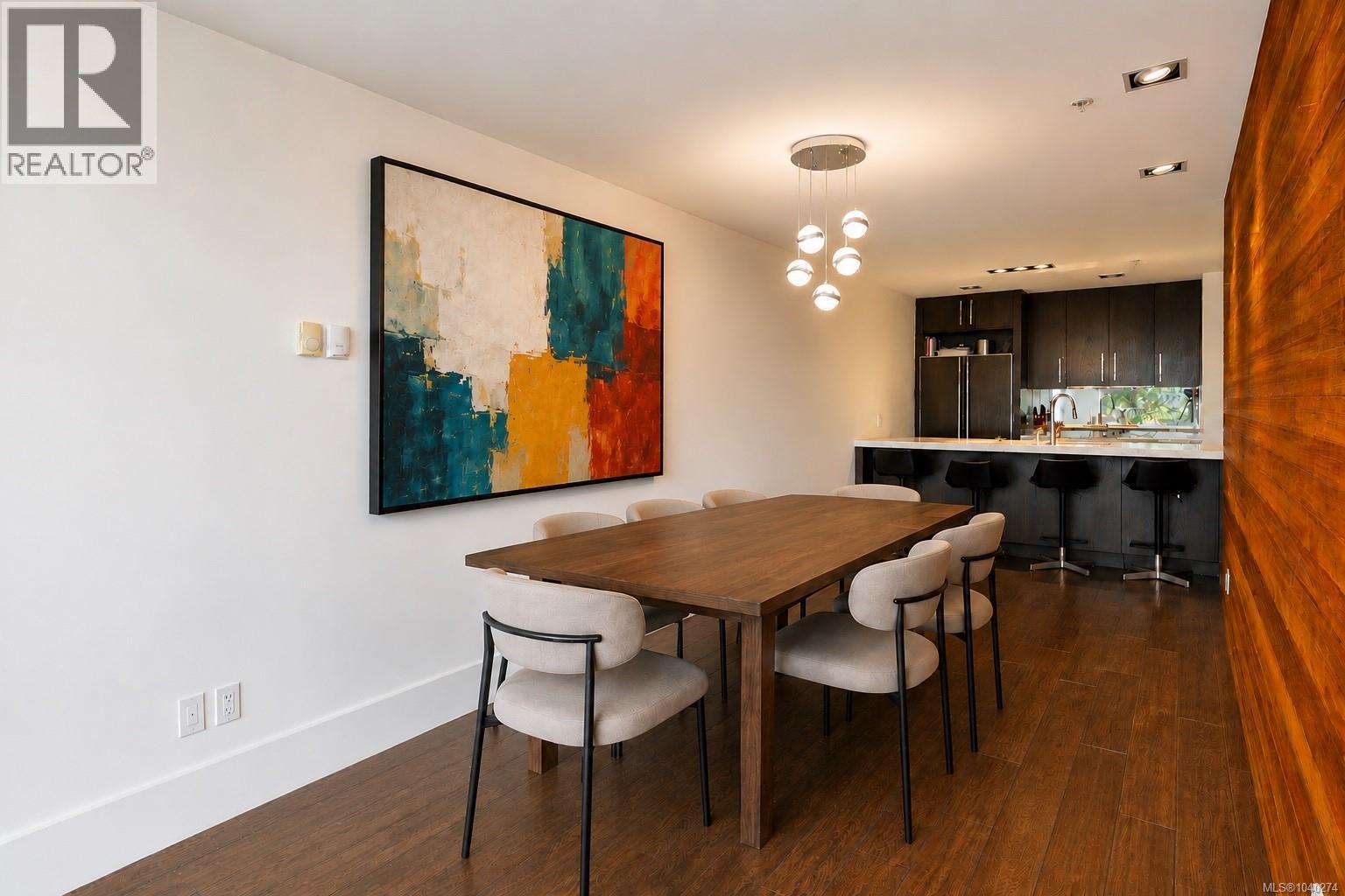 #106 368 Main St - 7