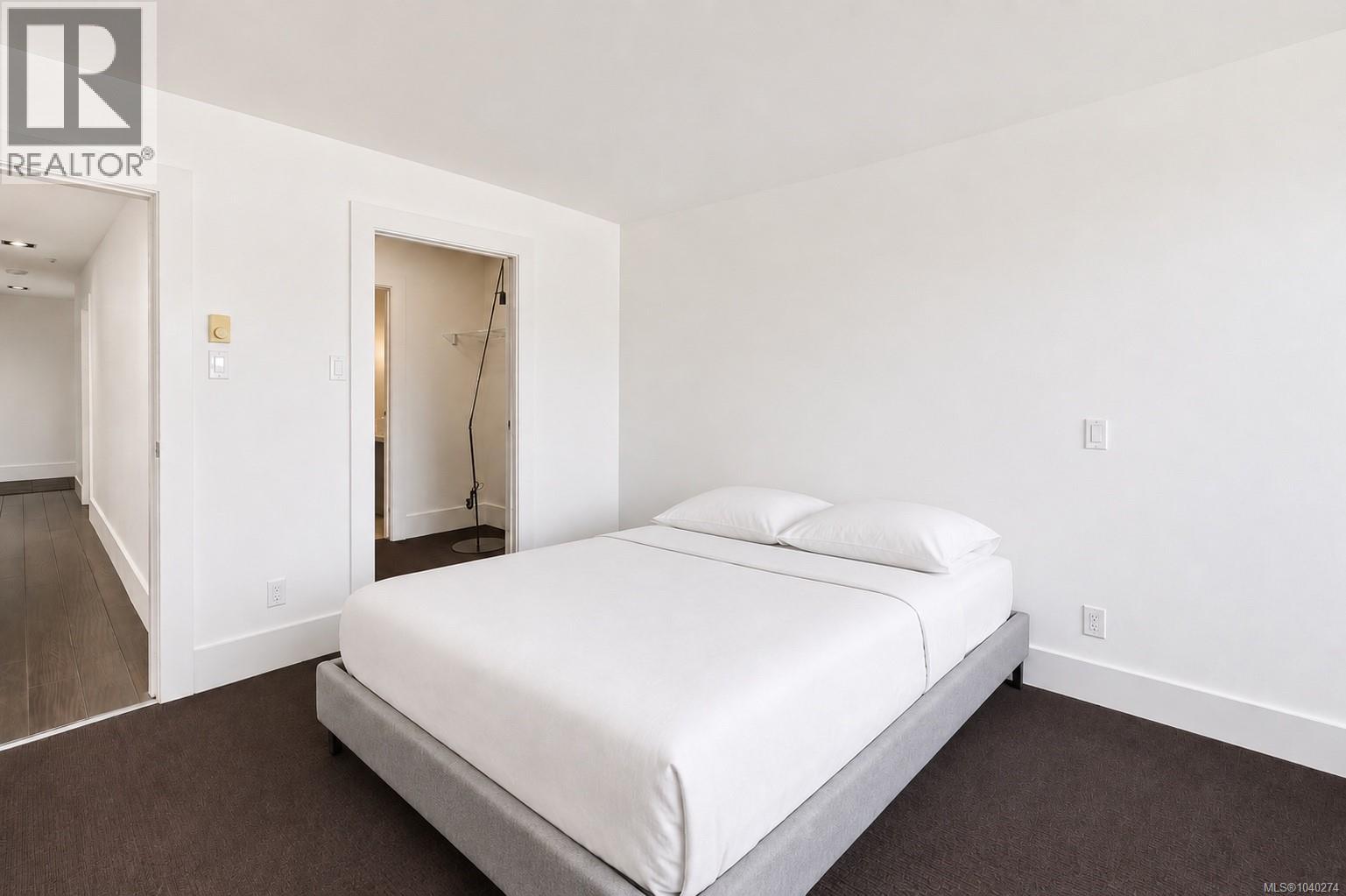 #106 368 Main St - 12