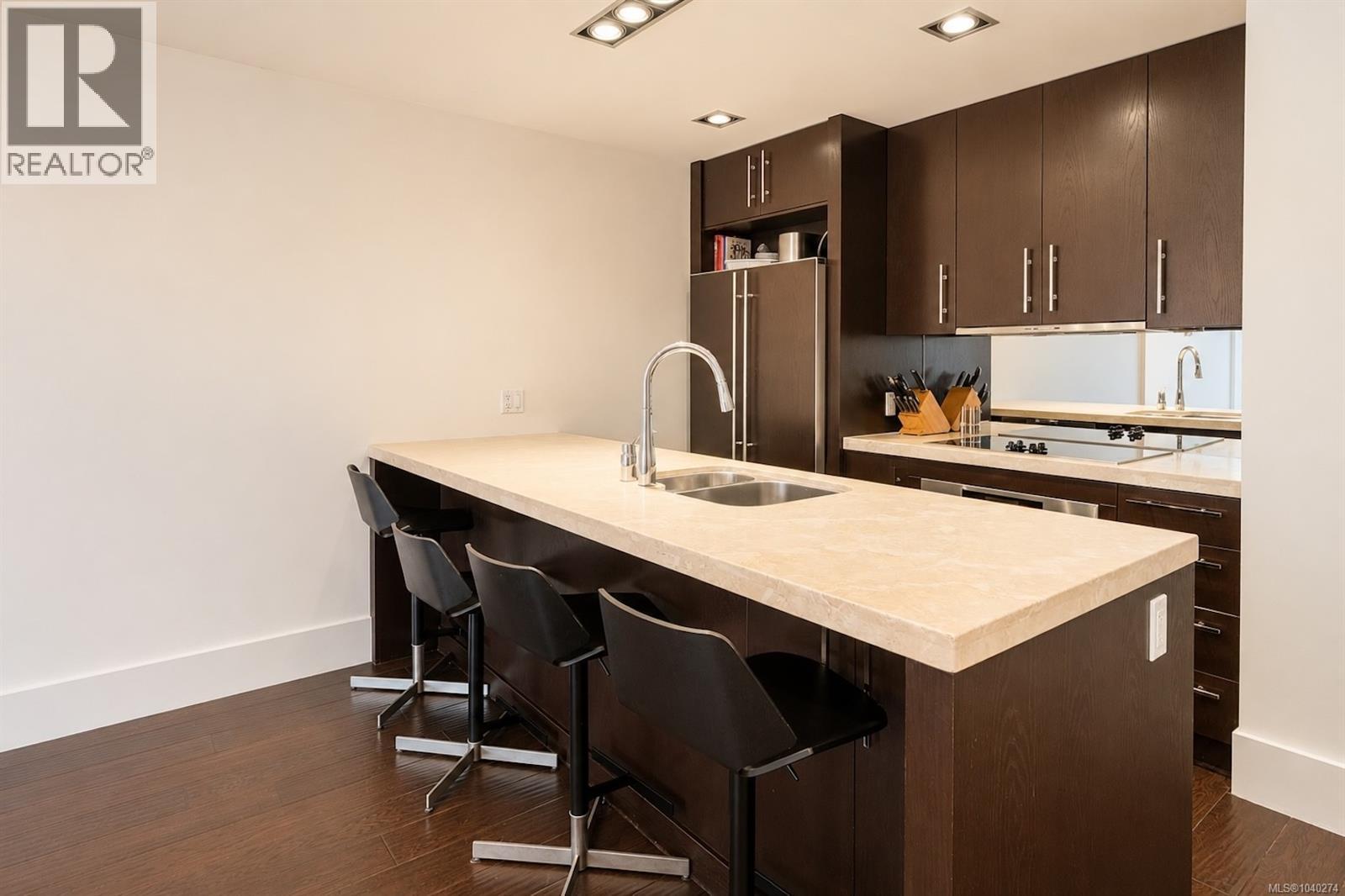 #106 368 Main St - 9
