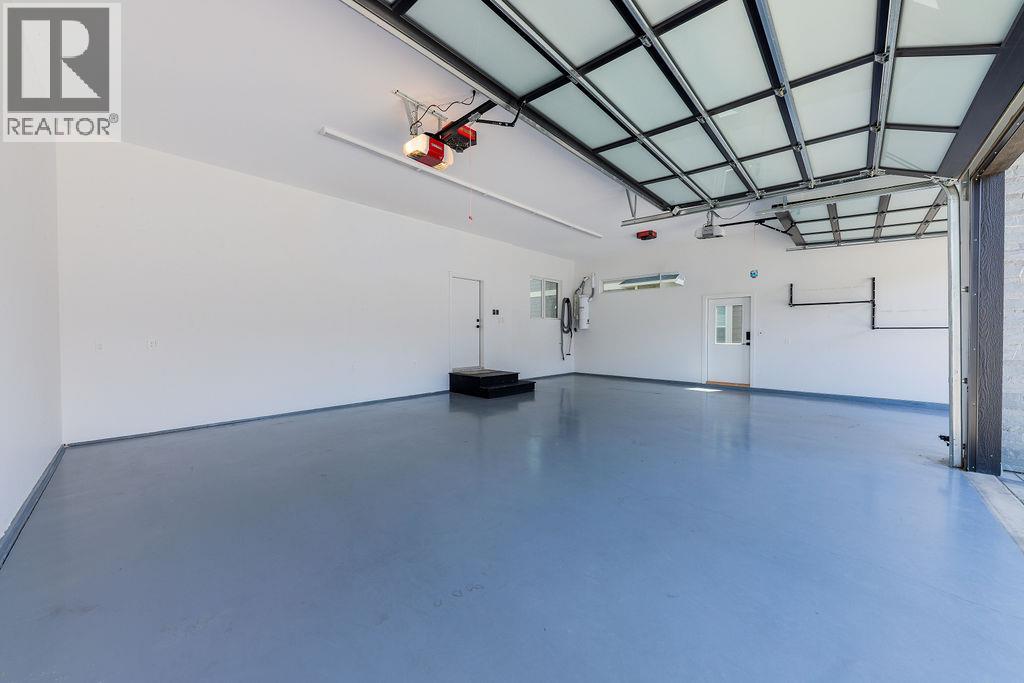 880 Cantle Drive - 68