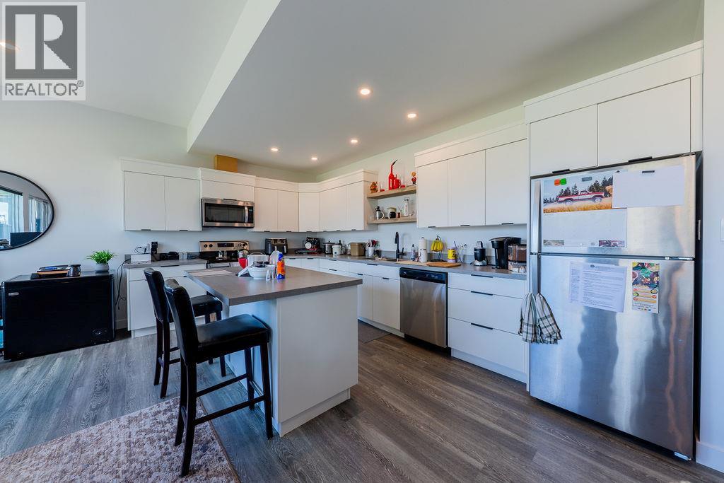 880 Cantle Drive - 72