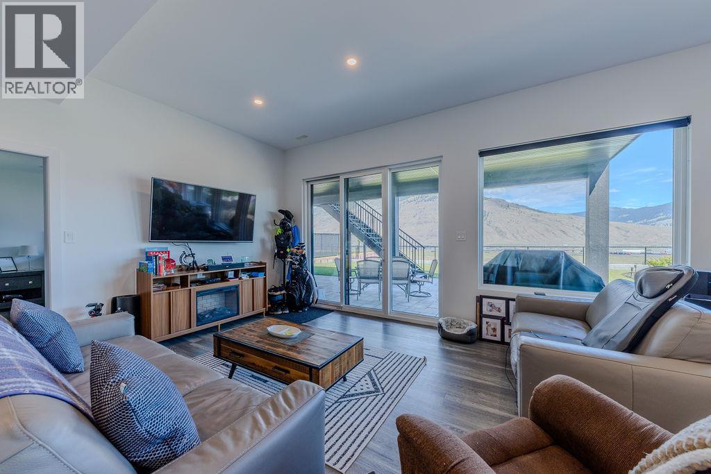 880 Cantle Drive - 74